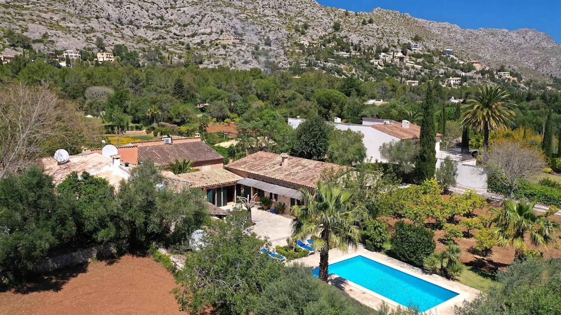 Charmante Landhaus Villa Martorell Mit Pool بويينسا بيت للعطل